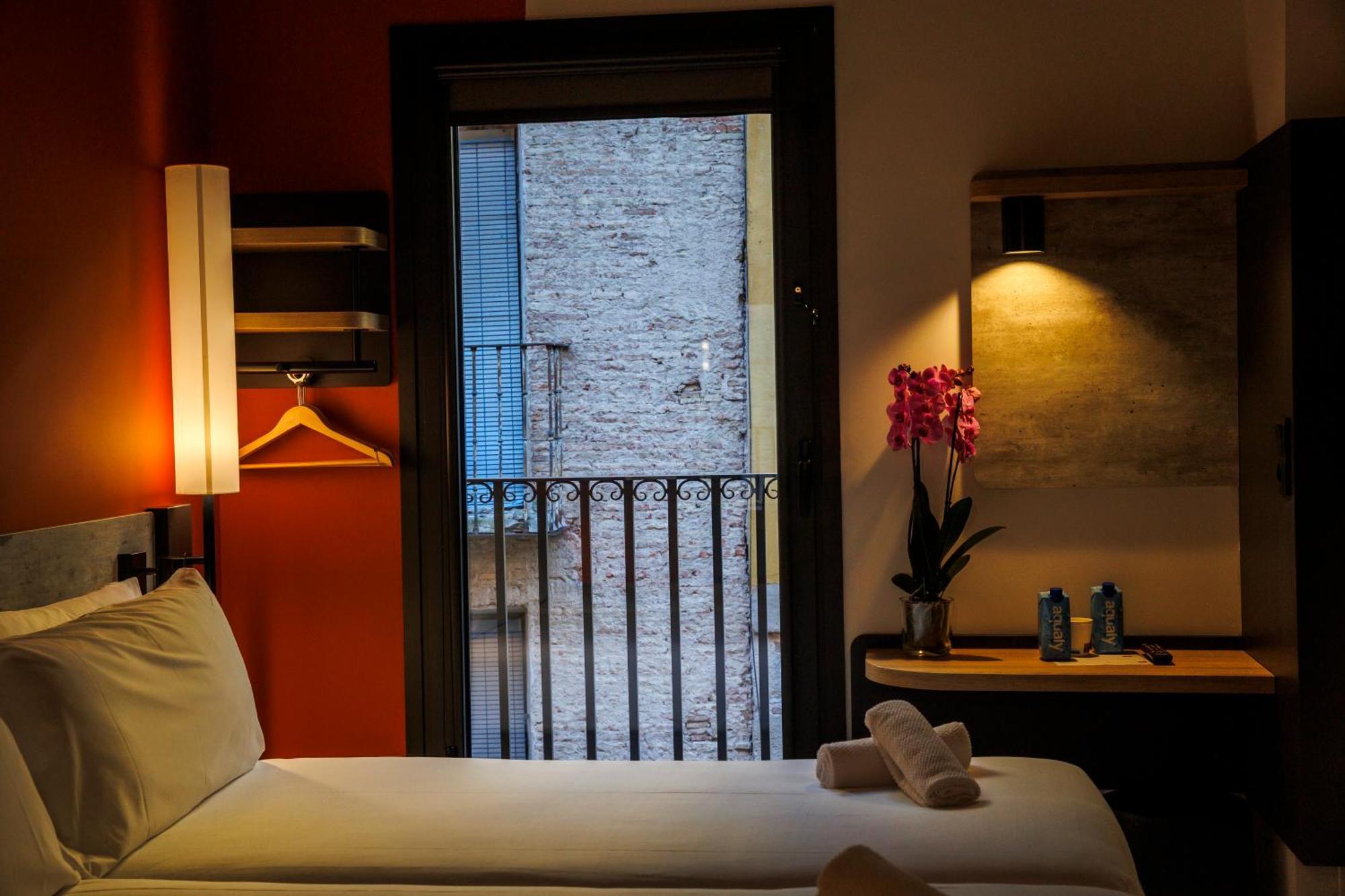 Ibis Budget Logrono Centro Exteriör bild
