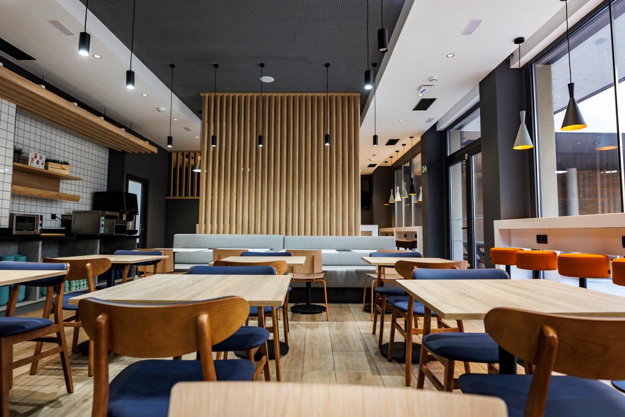 Ibis Budget Logrono Centro Exteriör bild