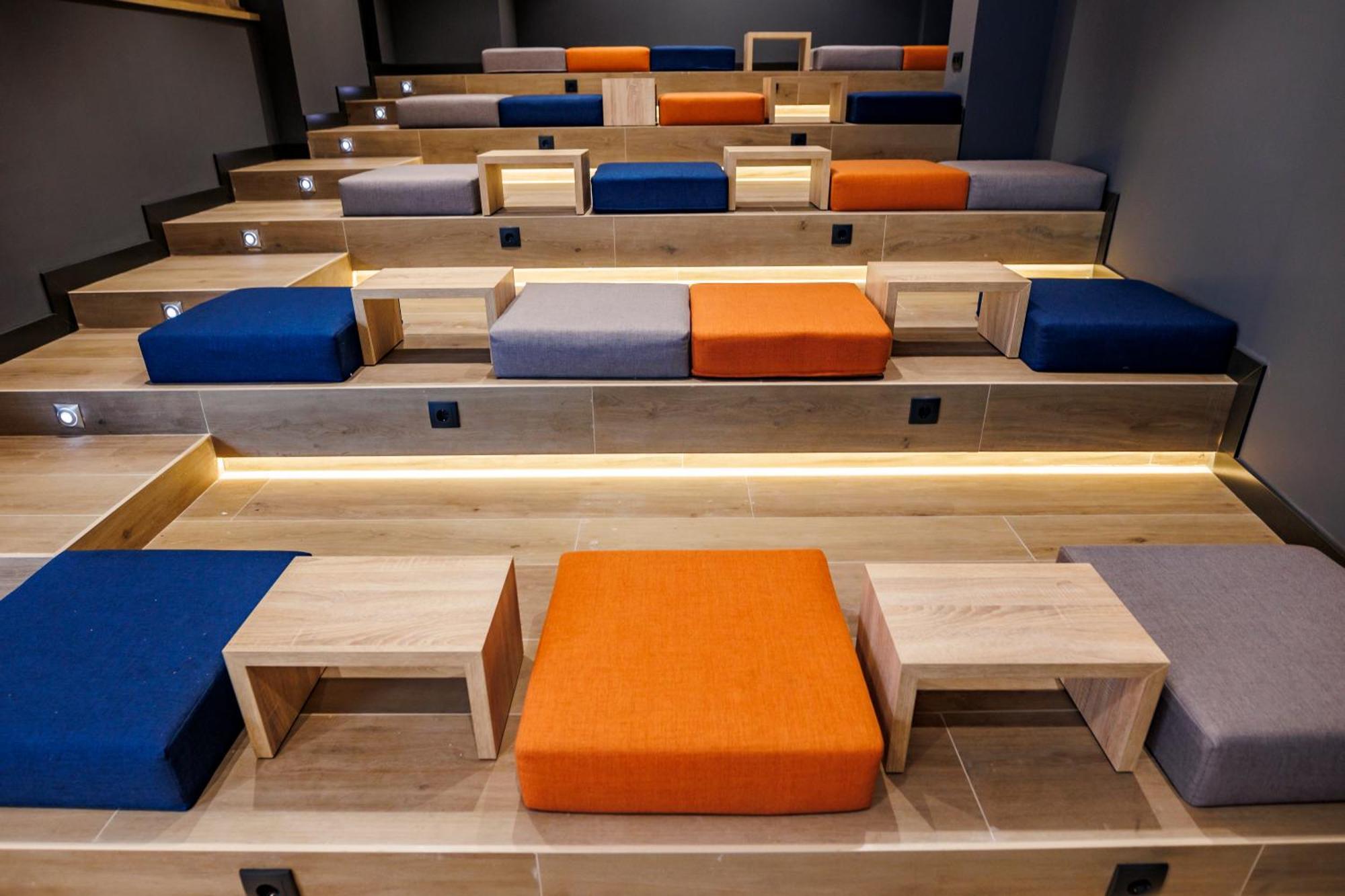 Ibis Budget Logrono Centro Exteriör bild