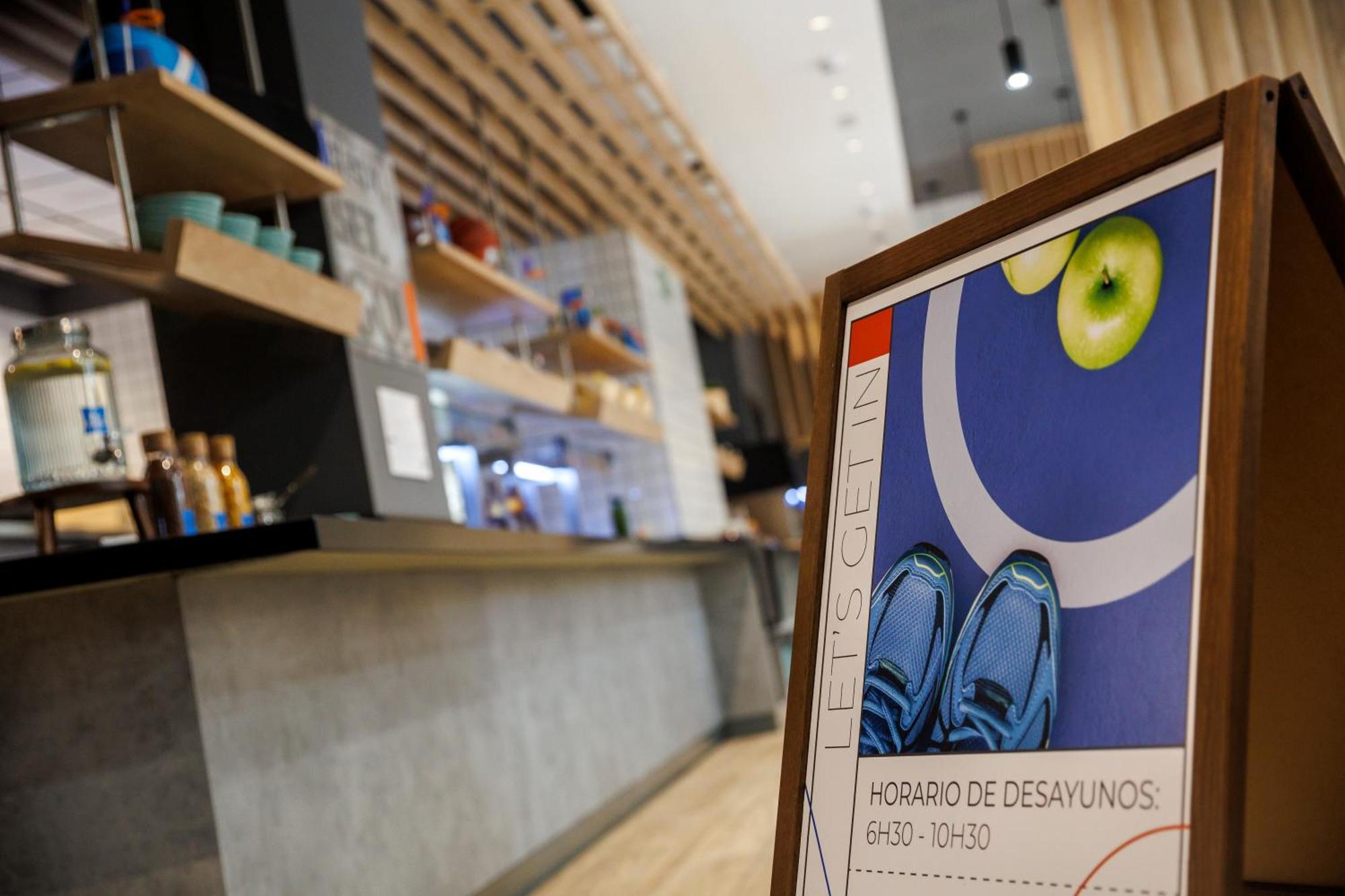 Ibis Budget Logrono Centro Exteriör bild