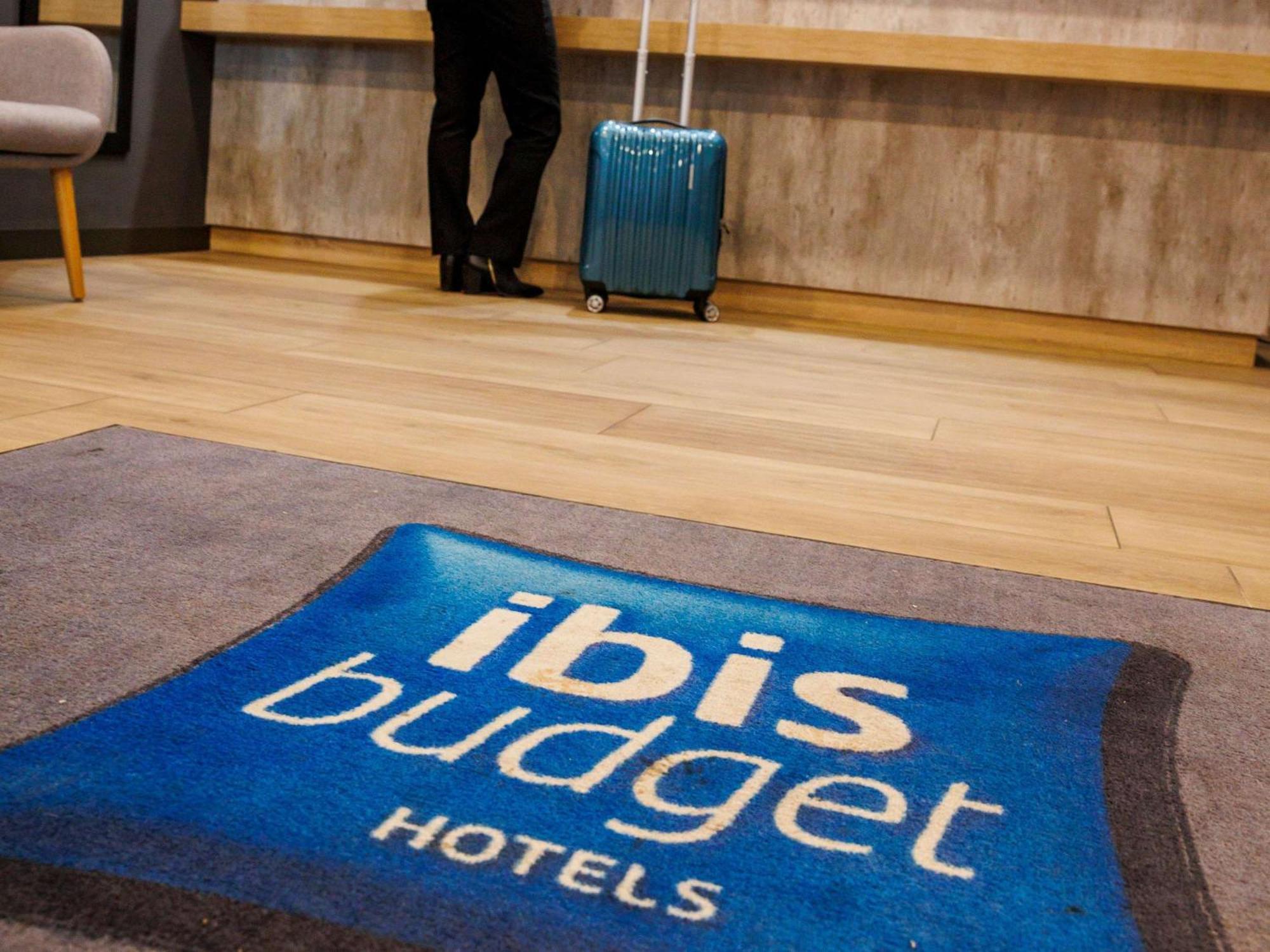 Ibis Budget Logrono Centro Exteriör bild